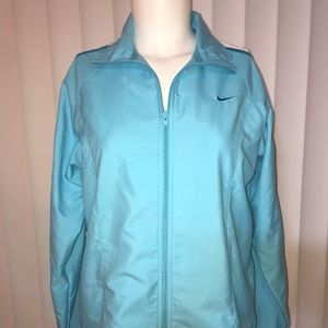 CUTE NIKE JACKET WITH POCKETS OUTSIDE & INSIDE